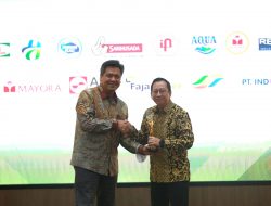 Terapkan Prinsip Industri Hijau, PT.OKI Pulp & Paper Mills Menerima Penghargaan Tertinggi Dari Kemenperin.