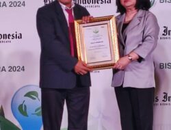 Konsisten dan Komitmen Berdayakan Masyarakat Sekitar, PT.OKI Pulp & Paper Mills Raih CSR Award.