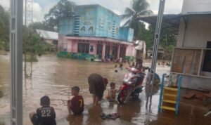 BANJIR-Wilayah-Kecamatan-Lais-salah-satu-daerah-terdampak-banjir-cukup-parah