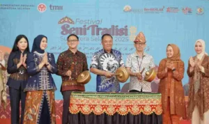 Anjungan-Sumsel-di-TMII-Hidup-Kembali_-Panggung-Budaya-Festival-Seni-Tradisi-2025-Gaungkan-Kekayaan-Daerah