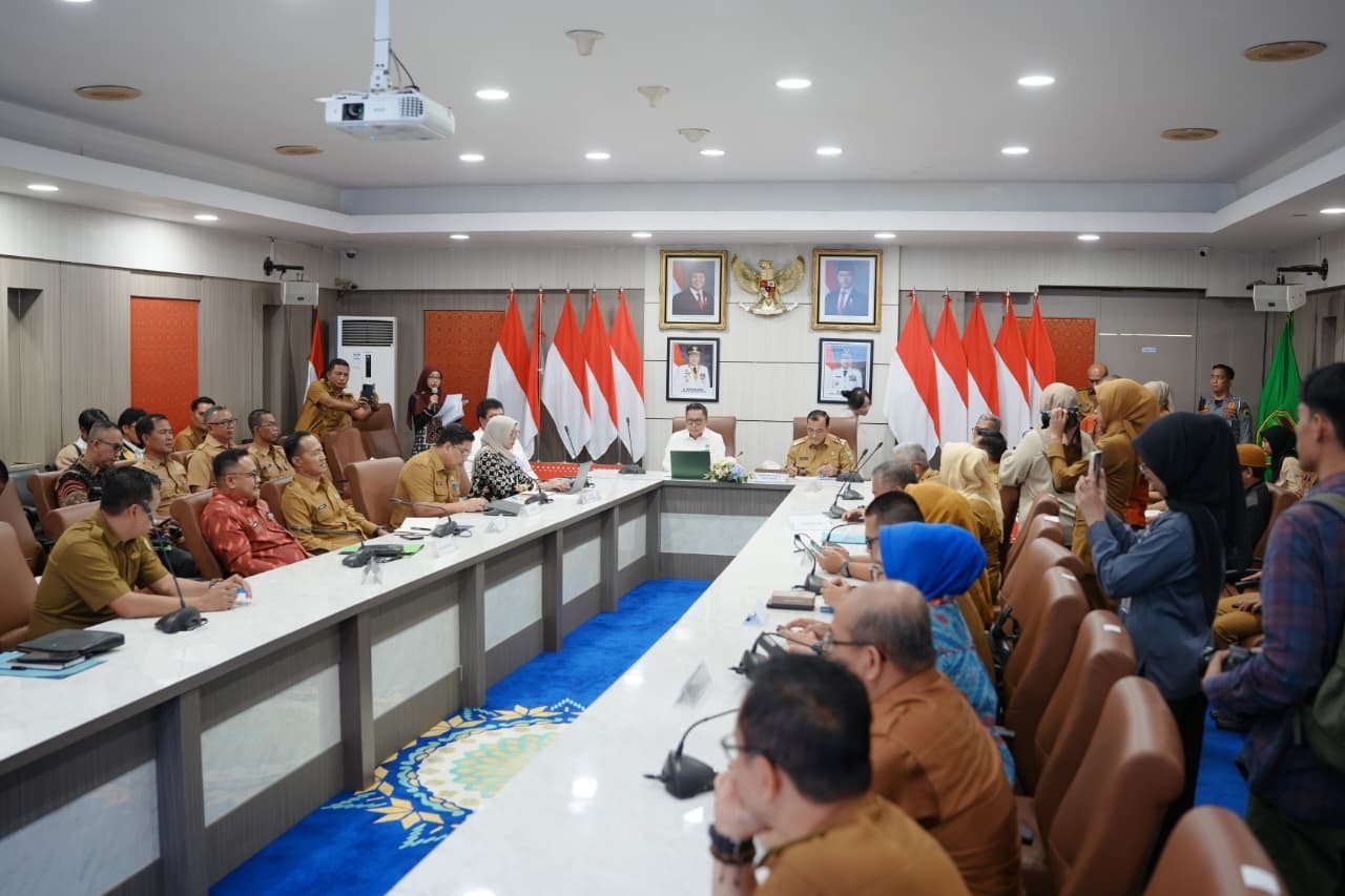 Qc2bXAWew8POzLHJTEk0qjrCCqymxqTOXWMVduzG